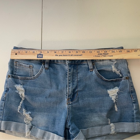 JEANS Distressed Denim Shorts Women’s Large Medium Wash Stretch Blue Boho Grunge - Picture 7 of 10